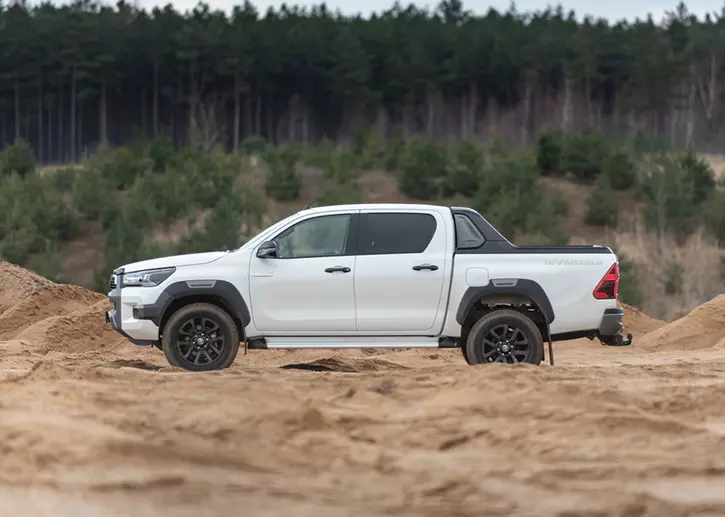 Na LadneFelgi.pl zjadziesz felgi do samochodów offroad