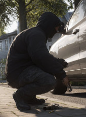 Jak zabezpieczyć felgi przed kradzieżą? Sprawdzone metody